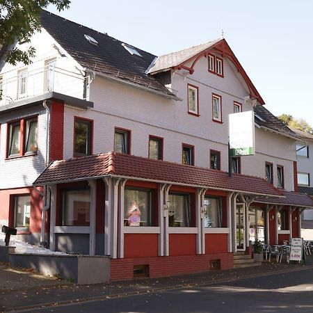 Hotel Ristorante Ätna Ulrichstein Esterno foto